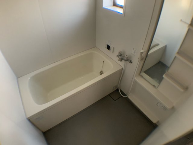 バス・シャワールーム　追い炊き機能付きのバスルーム♪