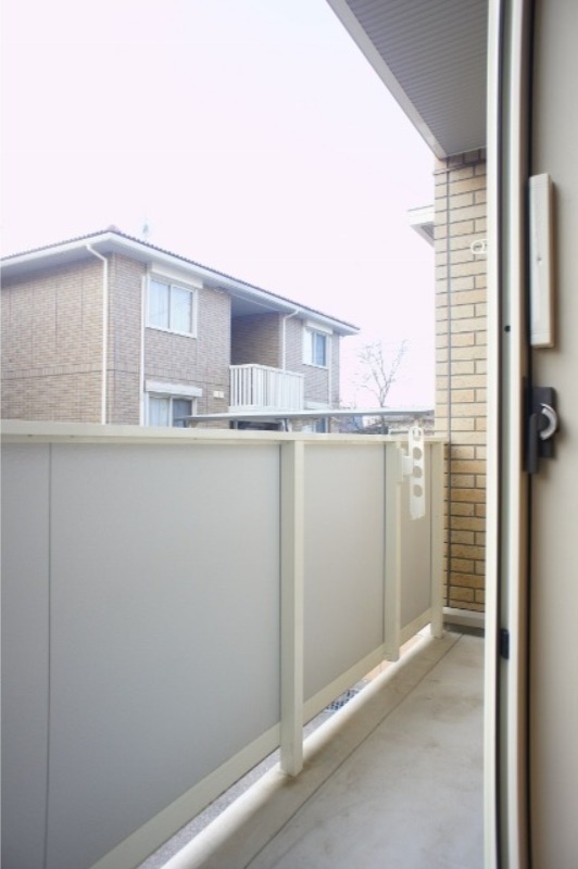 バルコニー　図面と現状に相違がある場合には現状を優先