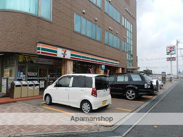 コンビニ　セブンイレブン八幡黒崎城石店（コンビニ）まで319m