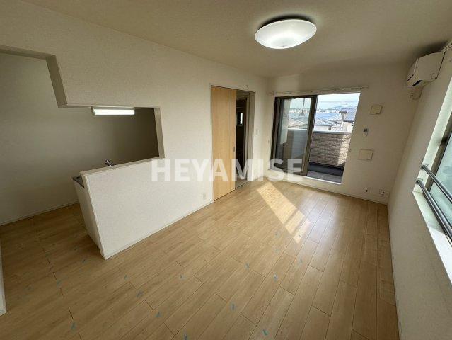 居室・リビング　※室内画像は別号室のもの