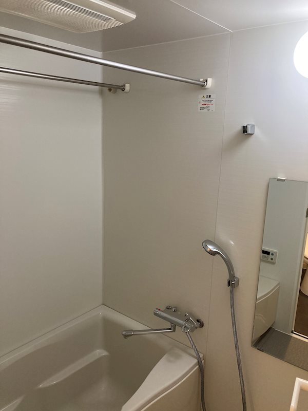 バス・シャワールーム　バス