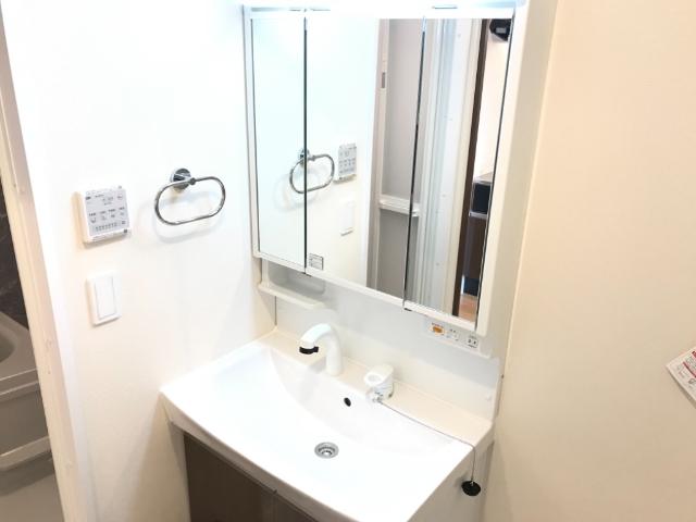 洗面設備　洗髪洗面化粧台（イメージ）