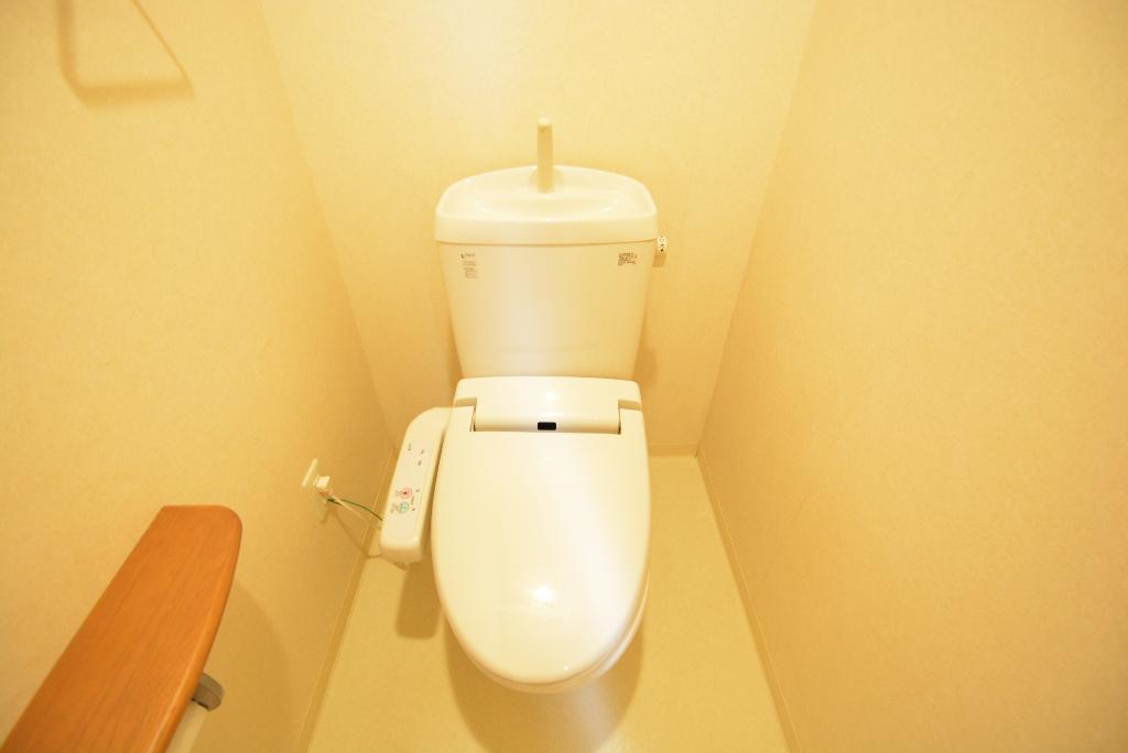 トイレ　シャワー付トイレ