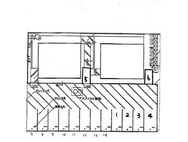 駐車場　駐車場