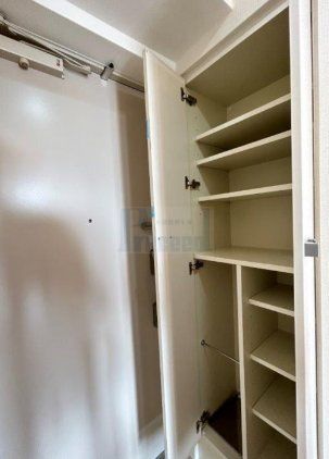 玄関　※別部屋参考写真