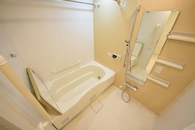 バス・シャワールーム　★バスルーム★※参考写真