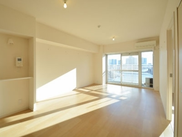 居室・リビング　※別部屋参考写真