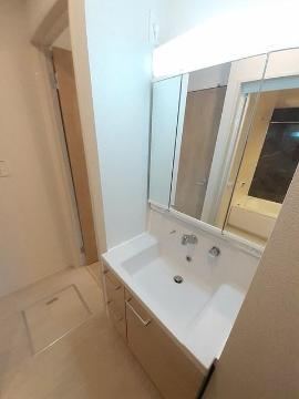 洗面設備　洗髪洗面化粧台