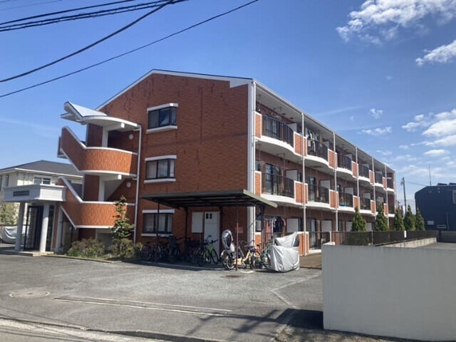 建物外観　西府駅徒歩9分で通勤通学に便利です。