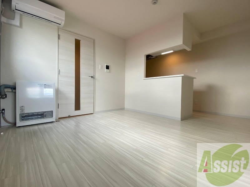 居室・リビング　広くてキレイなお部屋が広がっていて、充実した生活が送れそう。