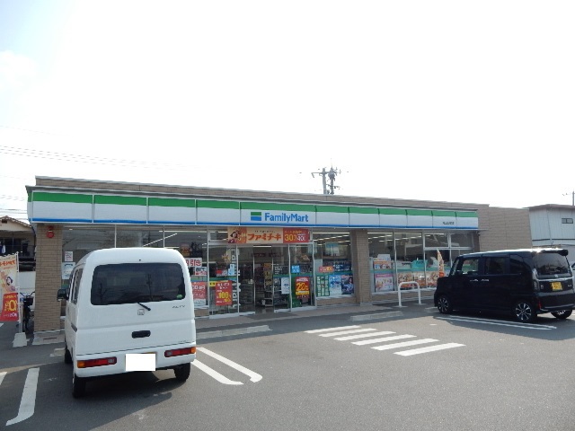 コンビニ　ファミリーマート三浜町店（コンビニ）まで505m
