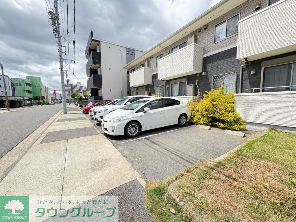 駐車場　駐車場