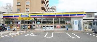 コンビニ　ミニストップ吹田南金田店（コンビニ）まで683m