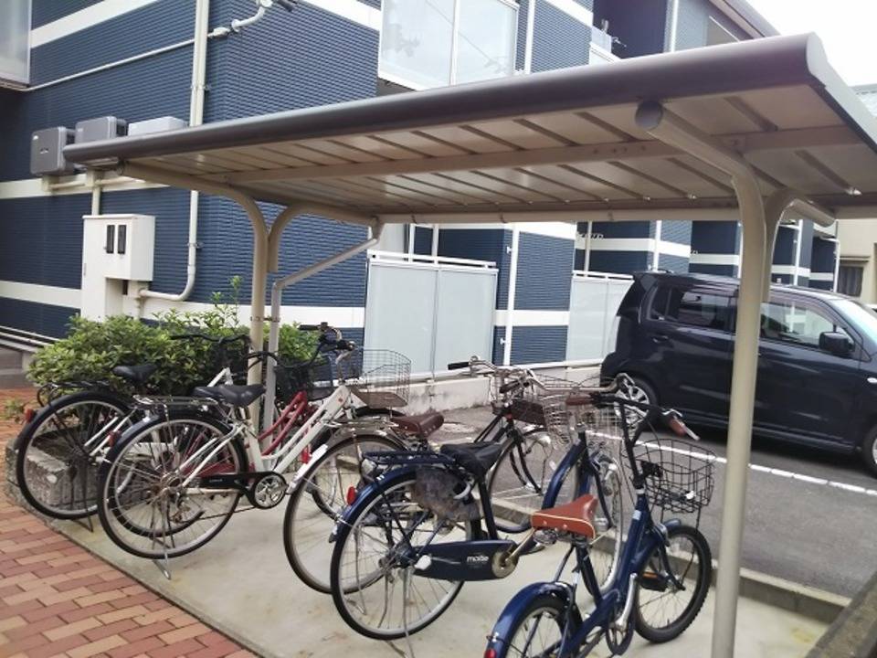 駐車場　駐輪場