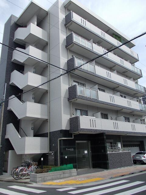 建物外観　?