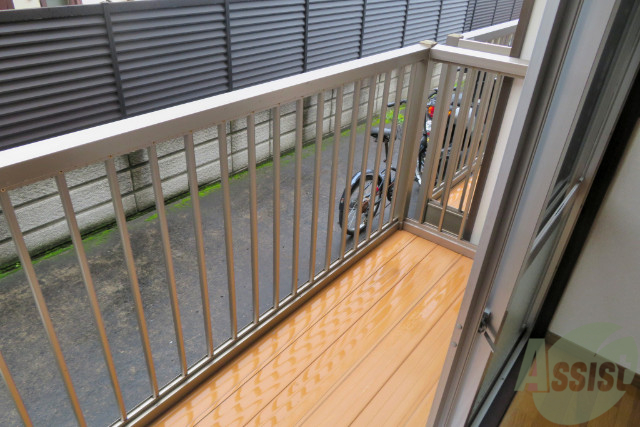 バルコニー　ベランダはなんと１階部分にもあるんです。