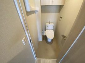 トイレ　写真は同マンションの別のお部屋のものです