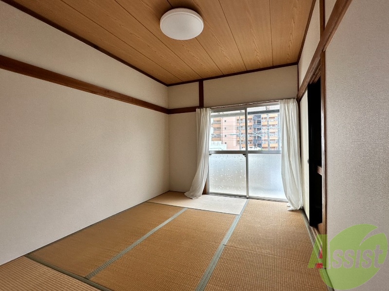 その他部屋・スペース　陽当たりも良くてベッドも置けちゃいます。