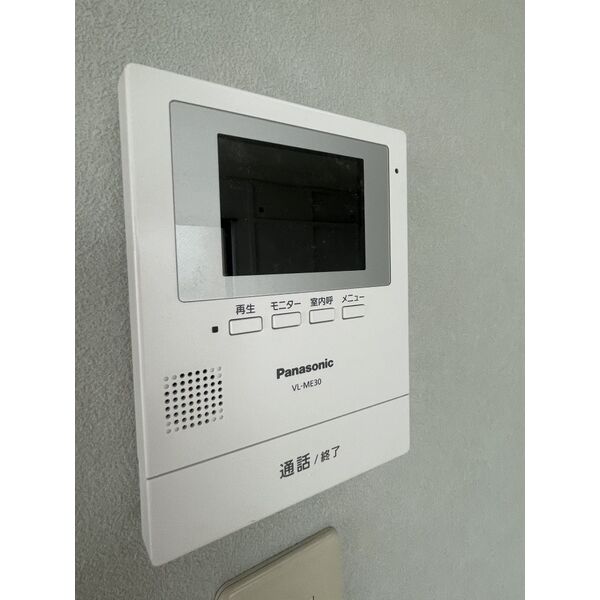 セキュリティ　モニター付きインターホン