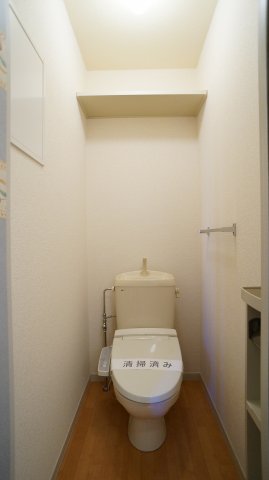 トイレ　清潔感のあるトイレです