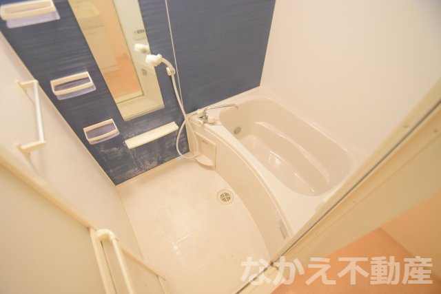 バス・シャワールーム　きれいなお風呂です