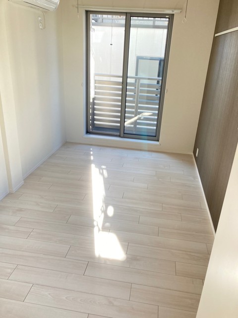 その他部屋・スペース　★明るいフローリングの角部屋です★
