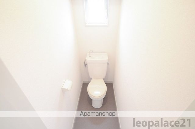 レオパレス日吉町第1のトイレ写真