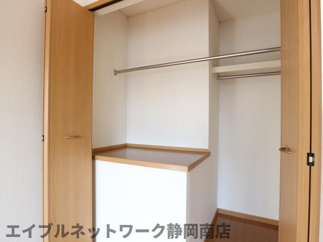 収納　十分な収納スペースがあります