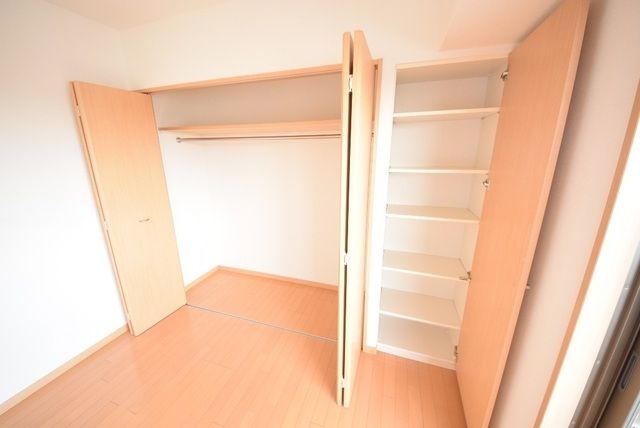 収納　内見の予約先は【タウンハウジング中野店】です★
