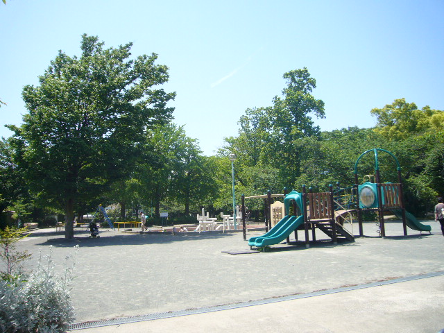 公園　川崎市中原平和公園（公園）まで268m