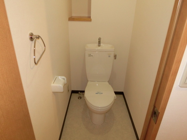 トイレ　清潔感のあるトイレです。