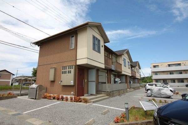 建物外観　浴室乾燥機付き！