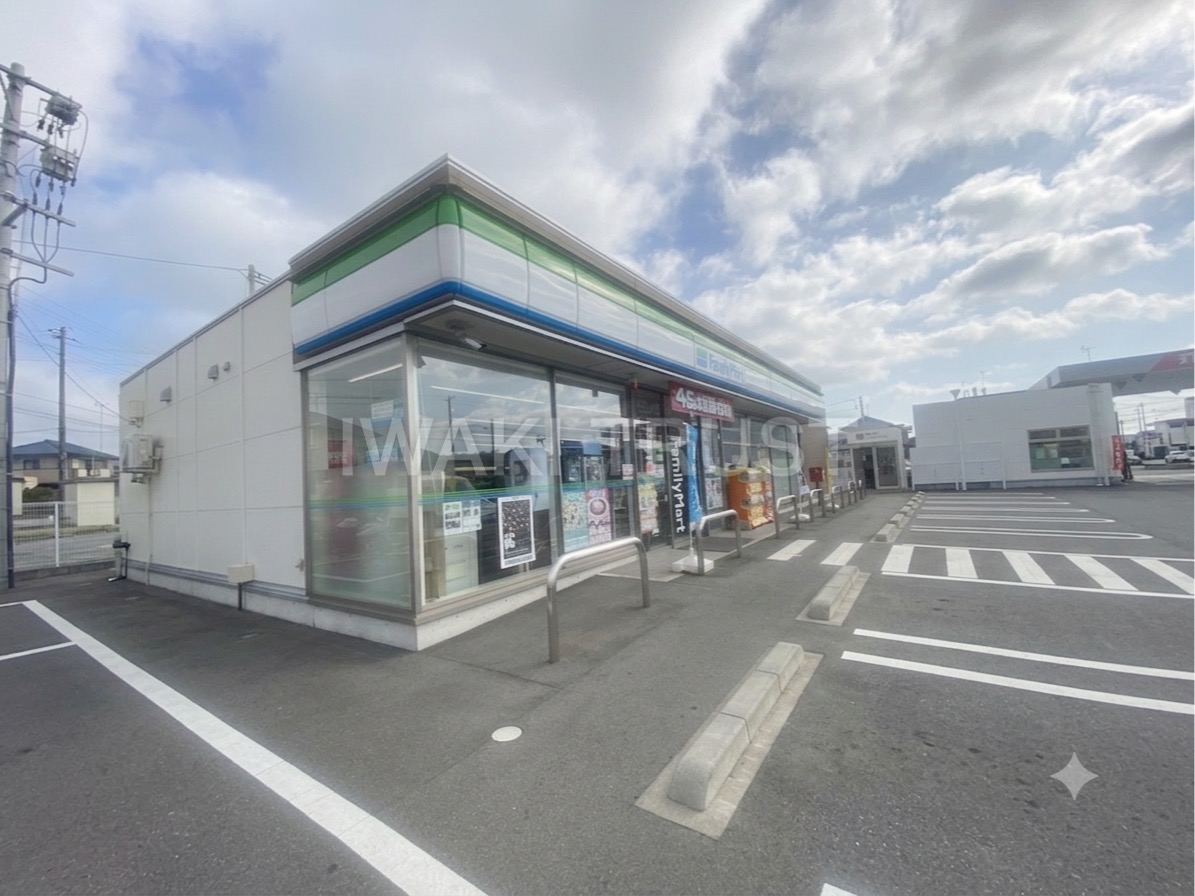 コンビニ　ファミリーマートいわき平神谷店（コンビニ）まで429m