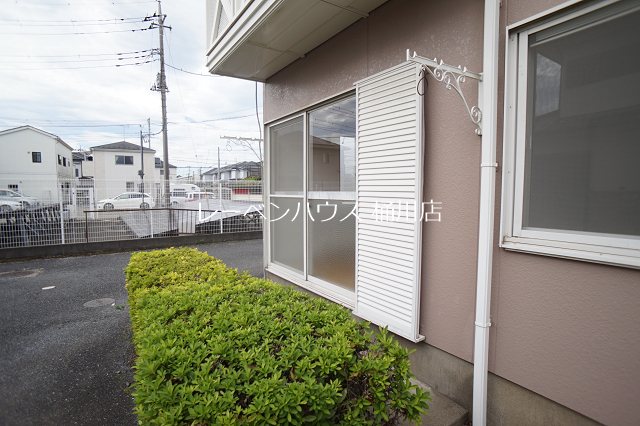 バルコニー　レーベンハウス桶川店へ　048-787-5511