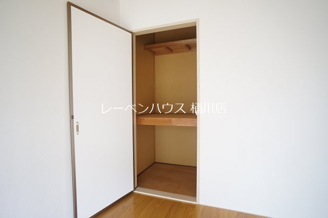 収納　レーベンハウス桶川店へ　048-787-5511