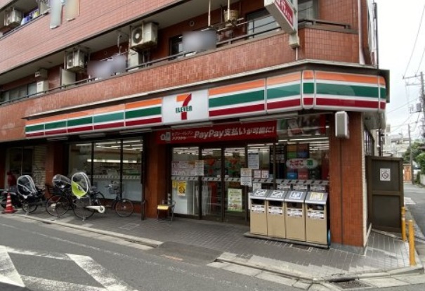コンビニ　セブンイレブン 世田谷三宿1丁目店（コンビニ）まで484m