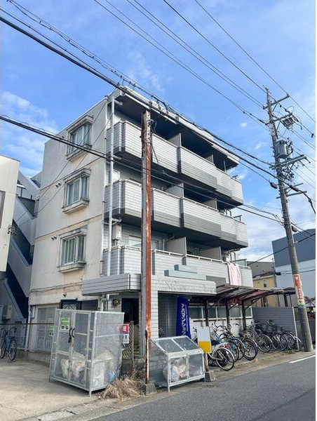 地下鉄鶴舞線 庄内緑地公園駅 徒歩5分 4階建 築37年の居間写真