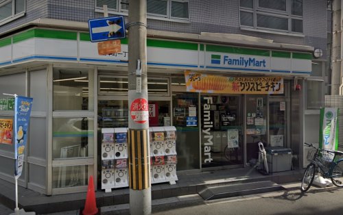 コンビニ　ファミリーマート 西本町一丁目店（コンビニ）まで214m
