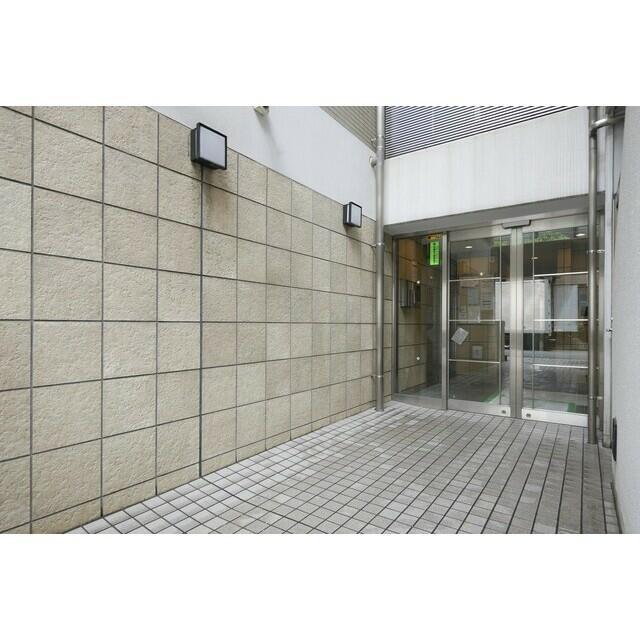 その他設備　物件入り口