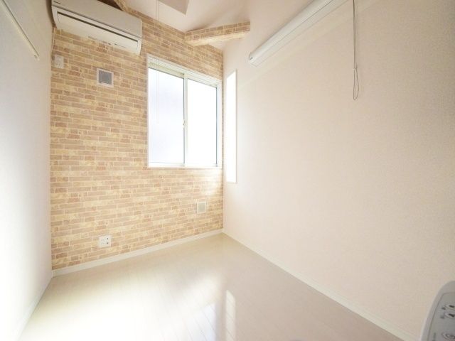 居室・リビング　★★2面採光の明るいお部屋★★