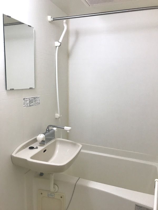 レオパレスコトー ブロンの内装写真