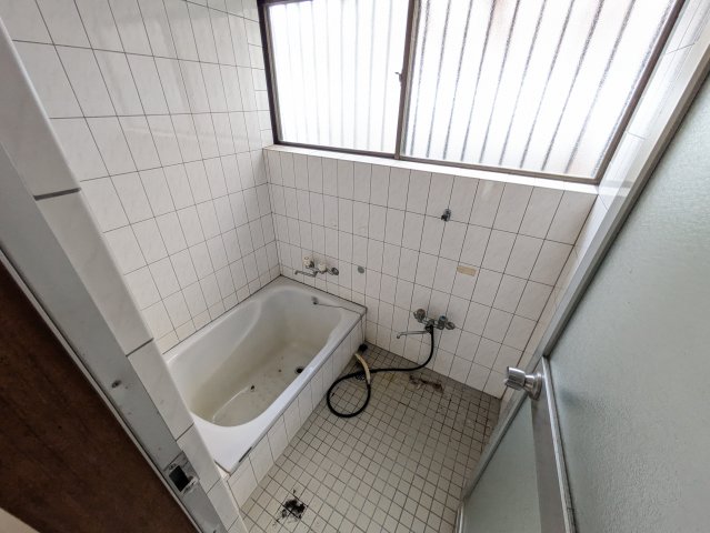 東改田腰前田貸家の風呂写真