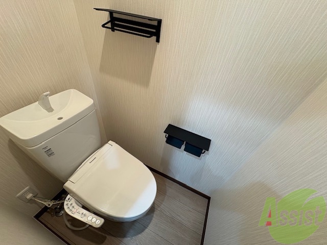トイレ　トイレは、シャワートイレとなっております。