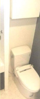 京急本線 北品川駅 徒歩7分 13階建 築16年のトイレ写真