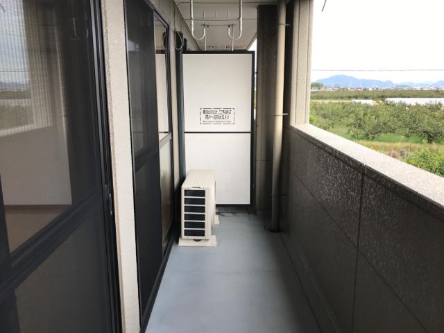 バルコニー　ベランダ