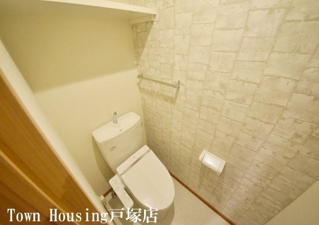 トイレ　※同建物参考写真