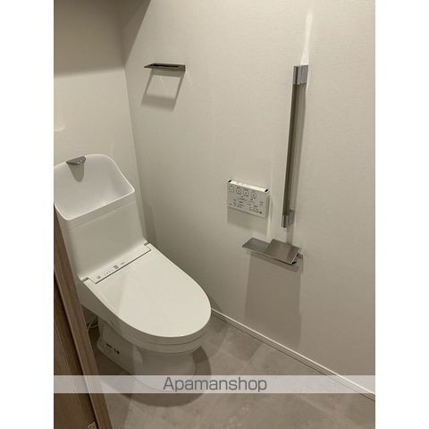 THE YOKOHAMA FRONT TOWERのトイレ写真
