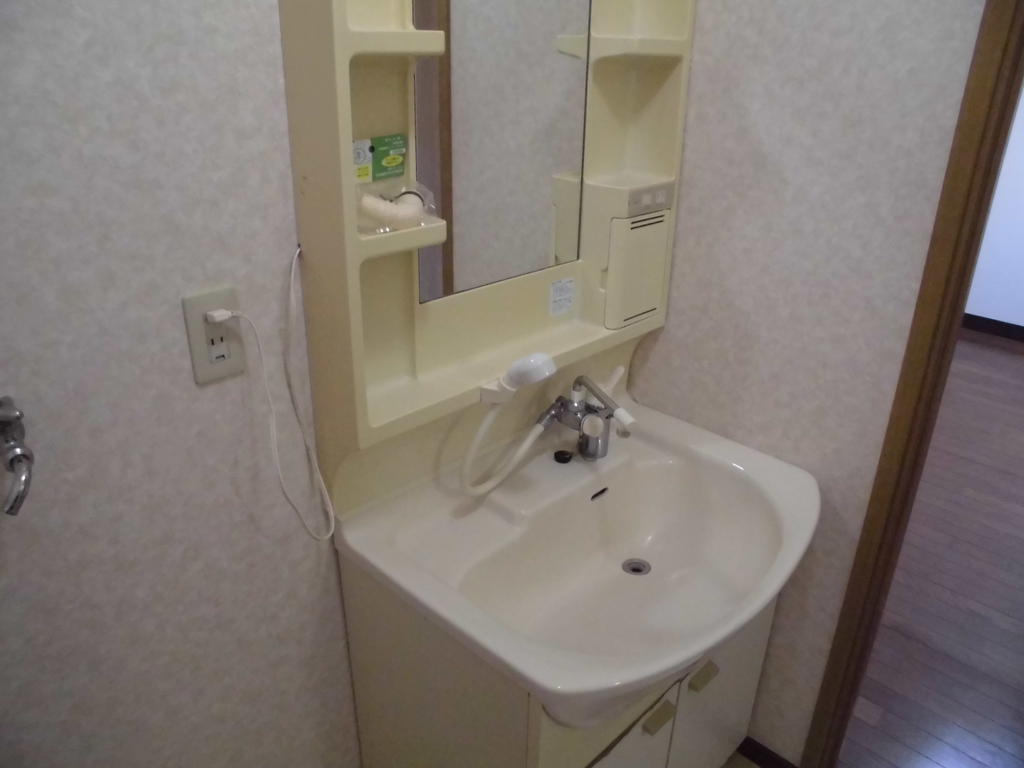 ハイツWEALIIの内装写真