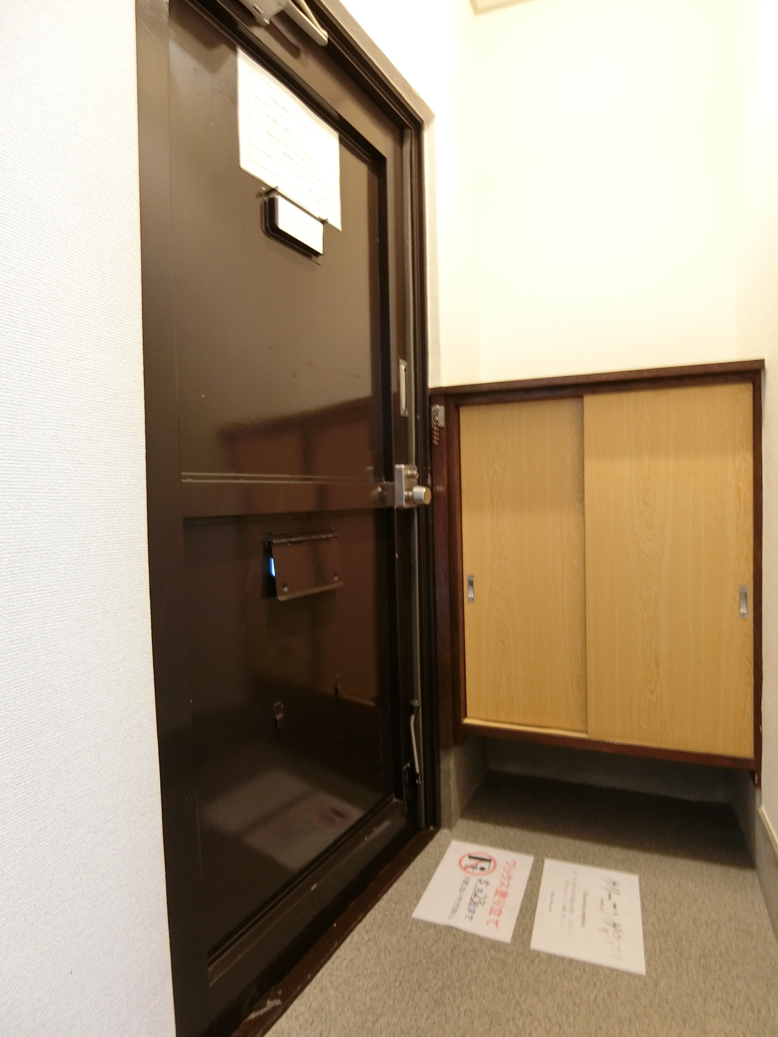玄関　シューズBOX付き