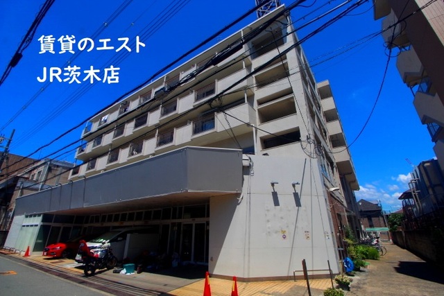 山崎第７マンションの建物外観